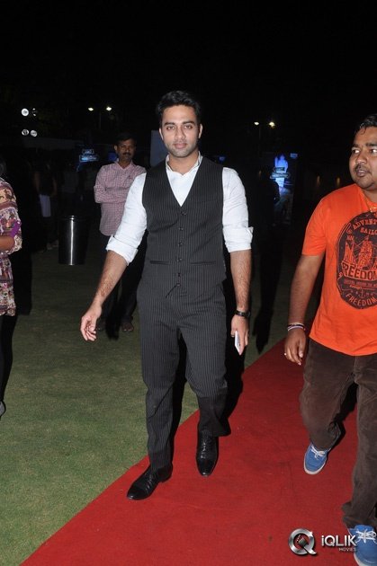 Yevade-Subramanyam-Movie-Audio-Launch